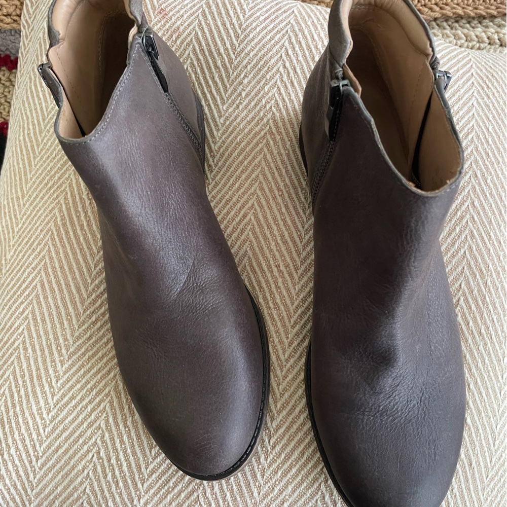 Franco Sarto Brown Leather Ankle Boots Size 9M
